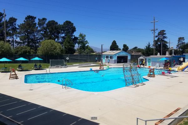 Pool During day photo